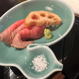大和牛の塩釜焼き