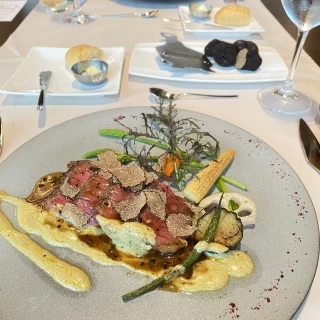 フォアグラのソースが美味しかったです。