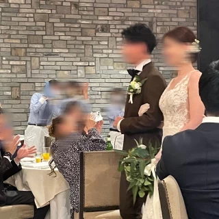 披露宴入場