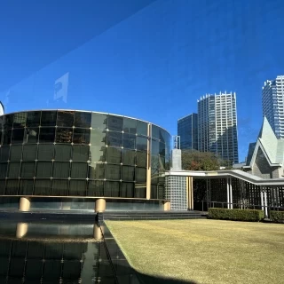 チャペルは外にあります
