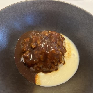ポルチーニソースとカレーがとても合っていました。