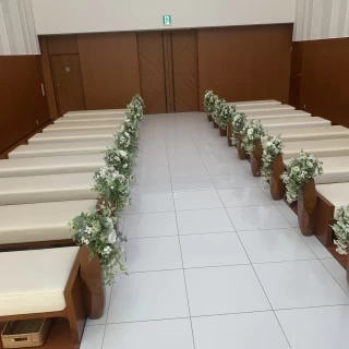ソファベンチは意外と見ない気がしますが、広く感じて良いです