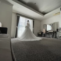 夫婦の控室。メイクしたり着替えたり。式後もゆっくり出来る