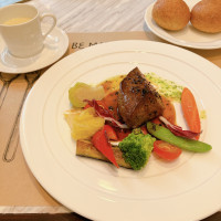 試食会のお肉と季節の野菜