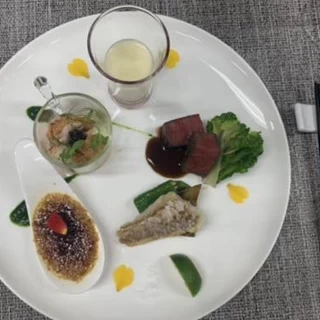 試食
