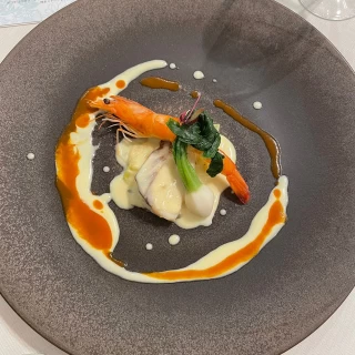 熊本天草産真鯛と鹿児島産白姫海老のノルマンディー風