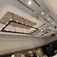 シンプルな照明