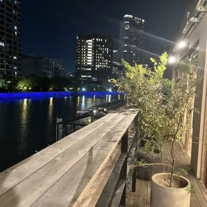 披露宴会場から出られるテラス|635131さんのNAKANOSHIMA TERRACE #AND ME /中之島テラス#アンドミー（営業終了）の写真(1598960)