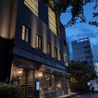 ヨーロッパチックな入り口。