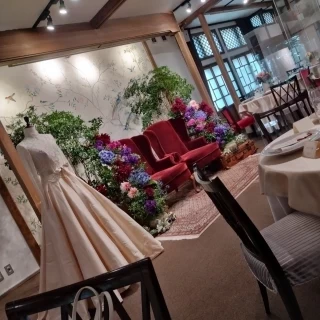 披露宴会場高砂