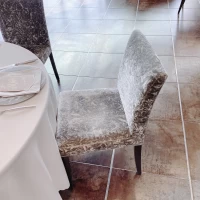 使われていた椅子