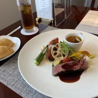 お肉がすごく柔らかく美味しかったです。