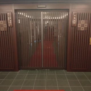 挙式会場への扉