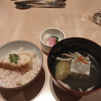 鯛めし。縁起良く、味も美味しかったです