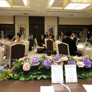 新郎新婦から見た会場の景色です。