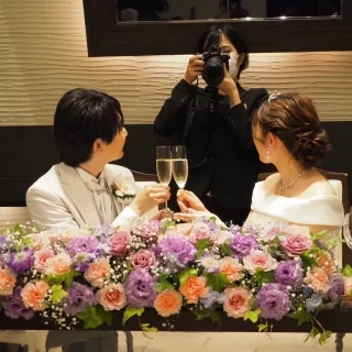 ゲストをバックに、素敵な乾杯ショットを撮っていただきました。
