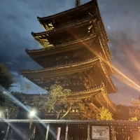 八坂の塔がお出迎え