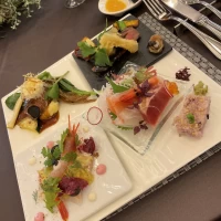 左がフレンチ、右が和フレンチです。同じ食材を使用しています。