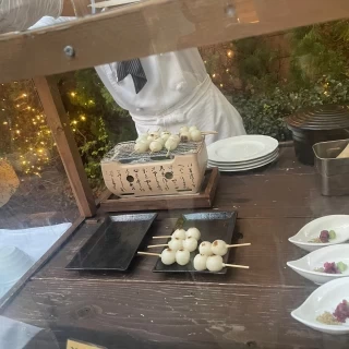 デザートビュッフェのみたらし団子