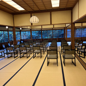 当日はテーブルなどが並ぶ予定|636370さんの三渓園 鶴翔閣（横浜市指定有形文化財）の写真(1597296)