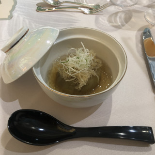 米なすの鴫炊き
ホテル椿山荘東京の伝統的な料理