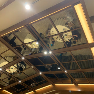 披露宴会場の天井
