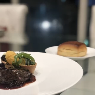 ブライダルフェアにて試食