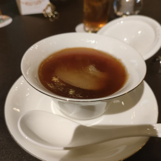 フカヒレのスープ。とても熱々でした