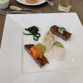 お肉料理