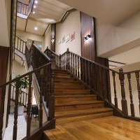 木製の大階段