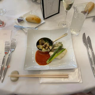ホタテなどの貝類の料理です