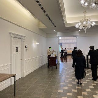 披露宴会場までのお部屋です。