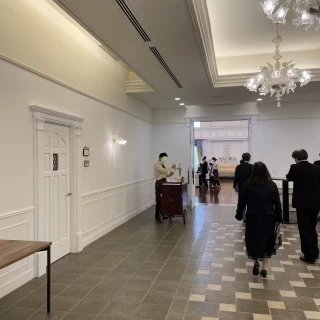 披露宴会場までのお部屋です。