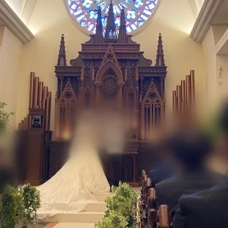 挙式会場
歴史ある雰囲気で圧倒される
