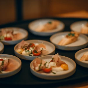 美しく盛り付けされた料理達|637072さんのエースホテル京都 （Ace Hotel Kyoto）の写真(2025291)