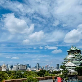 ウェルカムパーティー会場の景色
バックではジャズの生演奏も