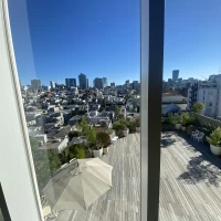 チャペル窓からの景色
