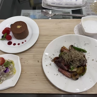 特にお肉が柔らかくて美味しかったです。