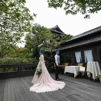 テラスで式後に撮影も可能です。
