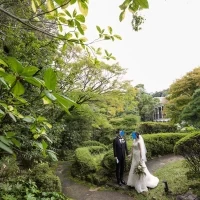 中庭での写真は森の中にいるような素敵な写真になりました。