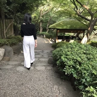 広い庭園。