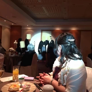 退場