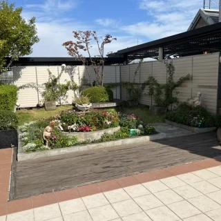 チャペル横の庭
