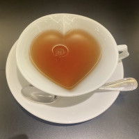 可愛いカップの紅茶