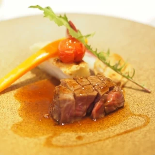 御肉料理です。