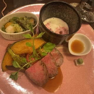 お肉がとても柔らかくて美味しかった。