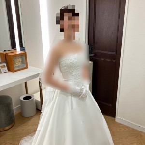 新婦控室内に専用のお手洗いがありました(奥の茶色の扉)|637938さんの南青山ル・アンジェ教会の写真(1876026)
