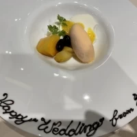 柑橘系のデザートでした。メッセージにおもてなしを感じました。