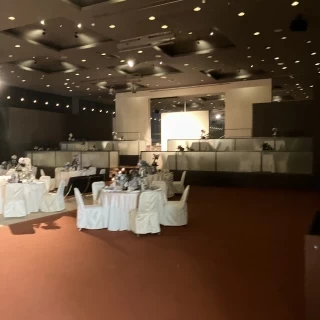 広い披露宴会場