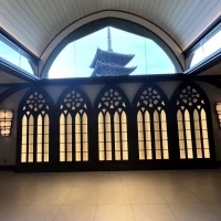 チャペルから八坂の塔